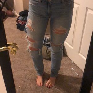 AEO light wash jeans with rips